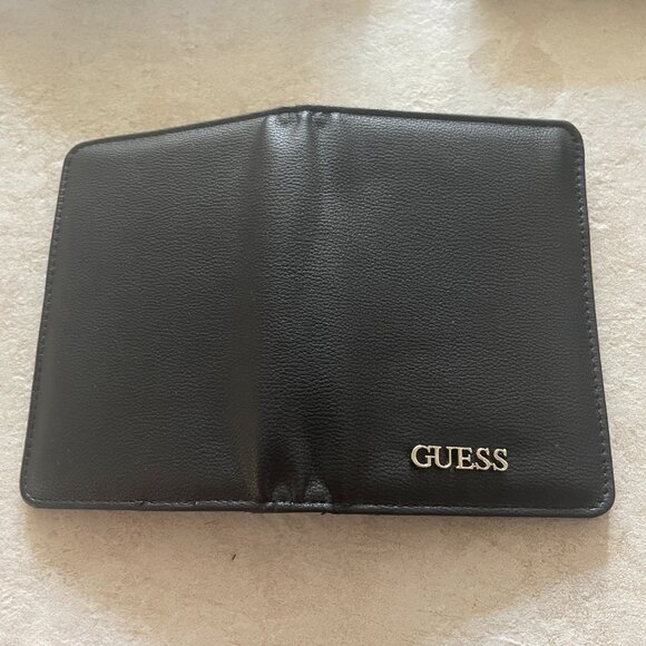 Guess Elite Passport and Card Holder NWOT - Picture 3 of 8